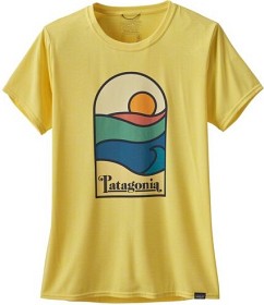 Bild på Patagonia W's Cap Cool Daily Graphic Shirt Sunset Sets: Pineapple