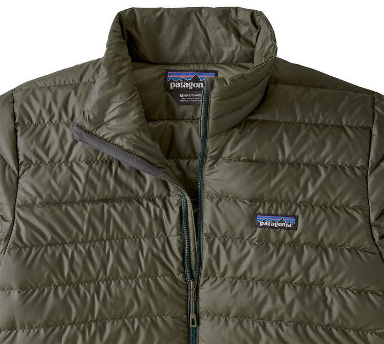Köp Patagonia M's Down Sweater Industrial Green på widforss.se